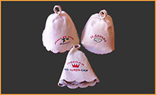 Obrázek: Saunovací čepice 3 ks - design (bílá saunovací čepice s modrým a červeným textem